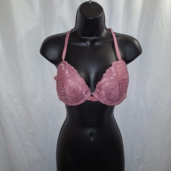 Just be 38C bra front hook back cross - Picture 1 of 5